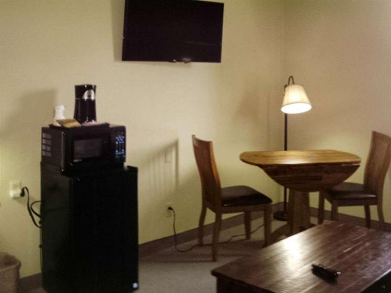 Quality Inn & Suites Warren Kültér fotó