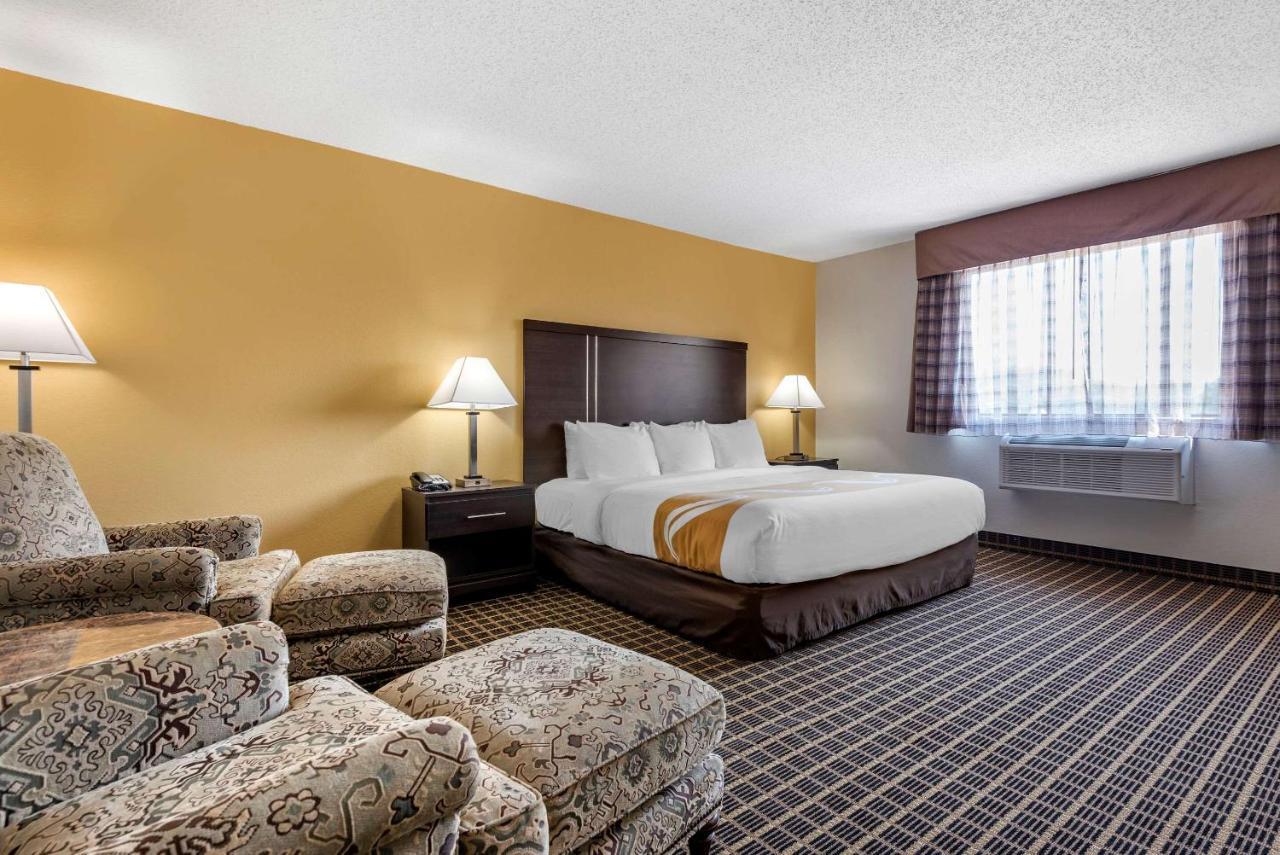 Quality Inn & Suites Warren Kültér fotó
