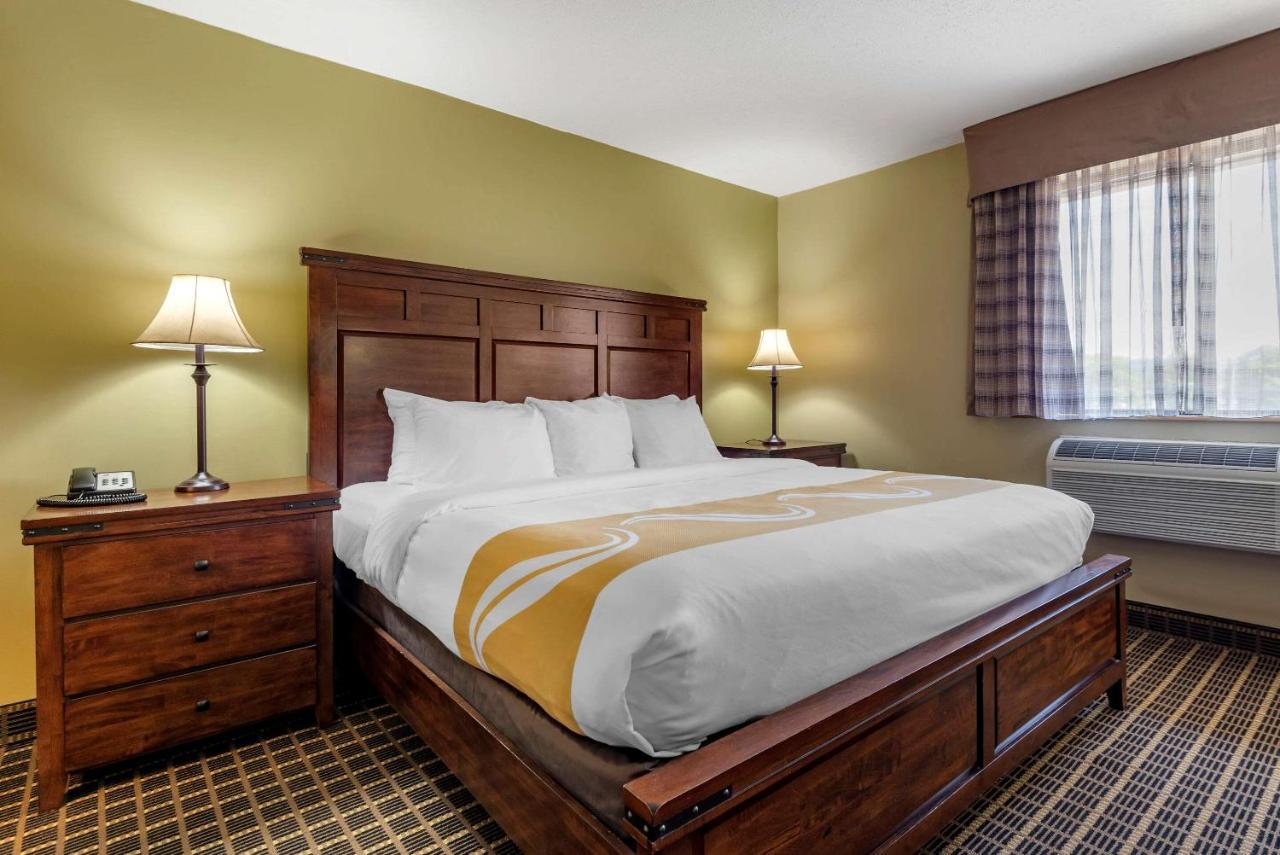 Quality Inn & Suites Warren Kültér fotó