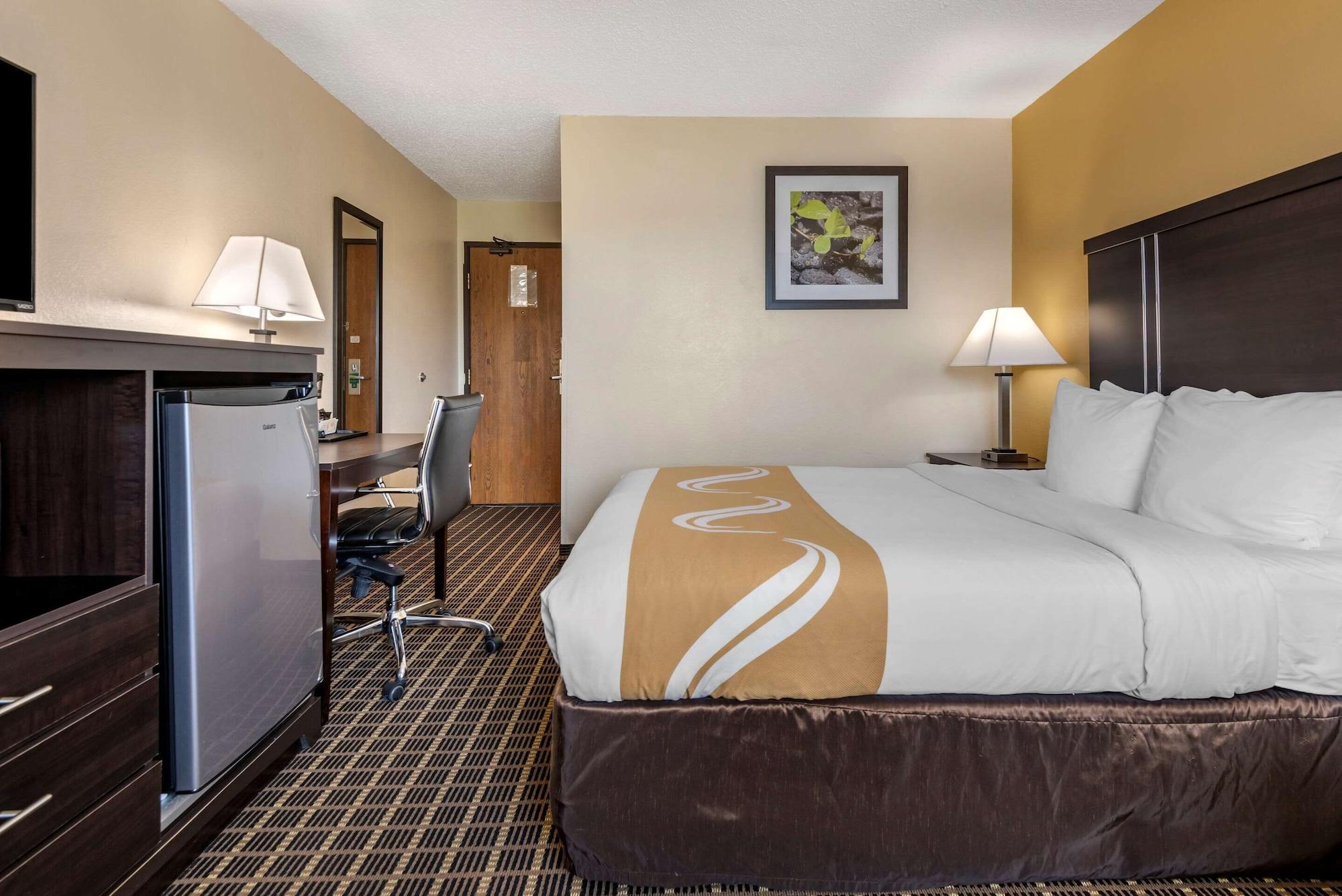 Quality Inn & Suites Warren Kültér fotó