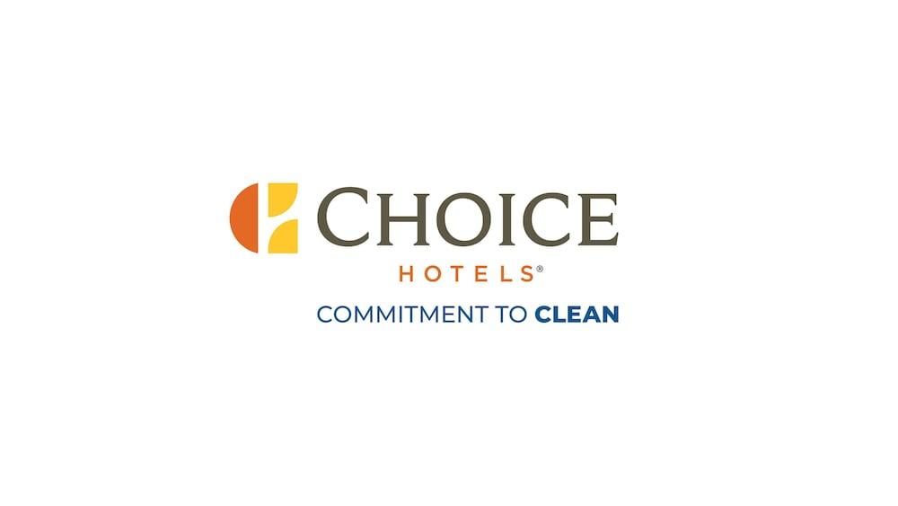 Quality Inn & Suites Warren Kültér fotó